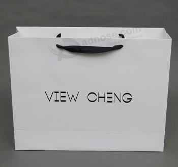 Wholesale customized high quality Lamination Customized Cosmetic Paper Gift Bag with your logo