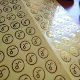 Étiquette transparente en gros de haute quaLité personnaLisée avec feuiLLe d'or estampée à chaud