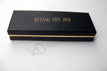 Caja de bolígrafo de cartulina cubierta de papel especial negro con borde dorado