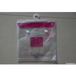 批发定制高-2017年底oem印花纽扣PVC衣架包促销