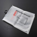 Groothandel op maat gemaakt hoog-Einde 100% biologisch afbreekbare Pvc kledingzak met hanger