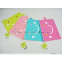 Wholesale customized high-end 2017 Custom Printing PVC Smile Stationery Bag