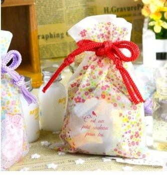 Aangepaste hoge kwaliteit schattige draagbare geschenkzakken promotionele tassen