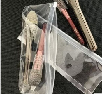 Customized high-end Simple Design Transparet PVC Brushes Bag with Ziplock