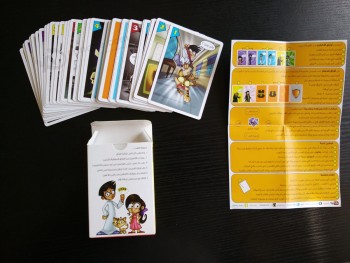 Jogo de cartas da família de cartas de baralho de papel