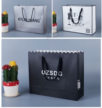 Customized Gift Paper Shopping Carrier Bag