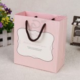 Fabrik großhandel hochwertige custom design gedruckt geschenk papiertüten
