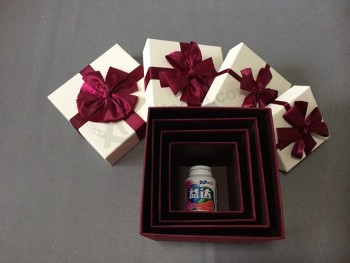 Boîte de papier d'emballaGe de cadeau de luxe avec ruban