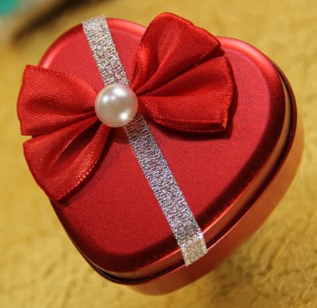 Heart-Shaped Tin Box Custom (FV-112105)