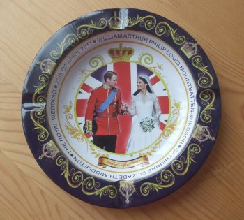 Tin Ashtray Souvenirs for The British Royal Wedding Custom 