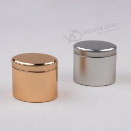 LataS de chá ovaiS