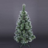 EenEenngepEenste groene pvc-kerstboom te koop