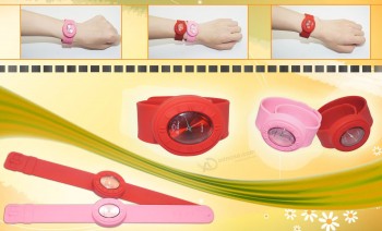 OEM New Eco-Friendly Oval-Shaped Slap Watches Wholesale