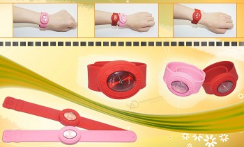 OEM New Eco-Friendly Oval-Shaped Slap Watches Wholesale