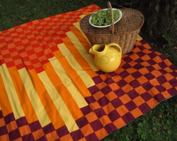 OEM Design Polyester Waterproof Picnic Blanket Wholesale