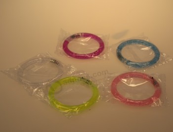 도매 c너stomed 고품질 다채로운 디자인은 아크릴 반지를지도했다