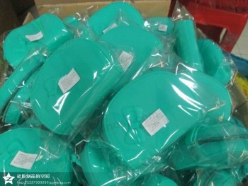 新设计oem可爱绿色硅胶钱包批发