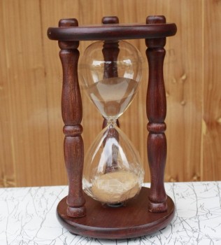 최고 품질의 모래 시계 목조 모래 시계 공예 도매