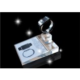 2017 Hot Selling Acrylic Display Watch Holder Stand Wholesale