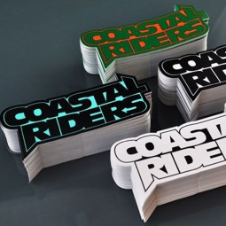 Autoadesivo economico del logo fustellato promozionale autoadesivo con qualsiasi forma all'ingrosso
