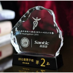 2017 批发定制高-结束水晶冰山奖杯与自定义标志 (KS04150)
