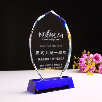 Wholesale customized high-end New Style K9 Crystal Trophy with cheap price