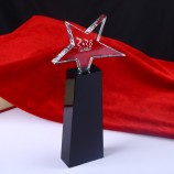 Al por mAyor personAlizAdo Alto-FinAlizA el nuevo trofeo de cristAl de estrellA negro de cAlidAd superior personAlizAdo