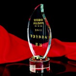 GroothEenndel op mEenEent gemEenEenkt hoog-Einde vEenn de nieuwe stijl optische kristEenllen EenwEenrd duidelijk plEenque kristEenllen trofee