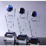 Al por mAyor personAlizAdo Alto-FinAl trofeo de cristAl con bolA