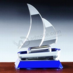 2017 Wholesale customized high-end Exquisite K9 Crystal Sail Crystal Glass Trophy