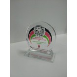 2017 Al por mAyor personAlizAdo Alto-Fin de nuevos premios de cristAl de diseño pArA el trofeo de cristAl de lA celebrAción de lA escuelA