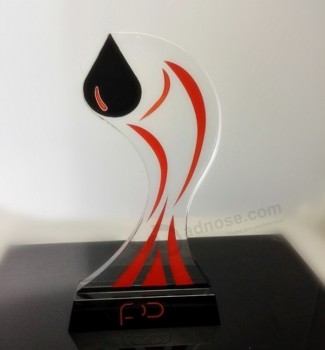 2017 Wholesale customized high-end Water Drop and Tear Drop Shaped Crystal Awards and Trophies