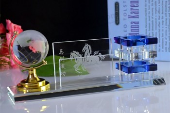 2017 оптовые подгонянные высокие-End office подарки хрустальный держатель ручки с кристальным земным шаром