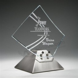 Wholesale Customized high-end Ad-168 Clear Singing Award Souvenir Laser Engraved Acrylic Trophy