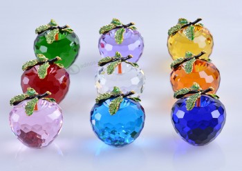 Cheap Wholesale Crystal Apple Paperweight for Holiday Souvenir Gift Custom