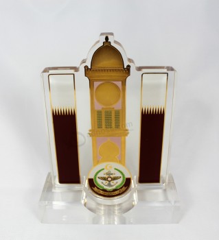 Wholesale Customized high-end Ad-175 Clear Champion Award Souvenir Laser Engraved Acrylic Sport Trophy