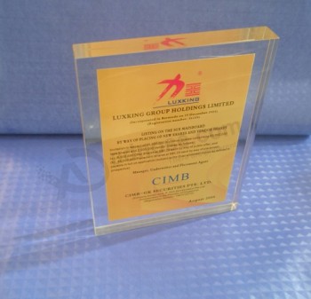 En gros personnalisé haut-Fin ad-209 clair laser gravé acrylique plaque de trophée de presse à chaud