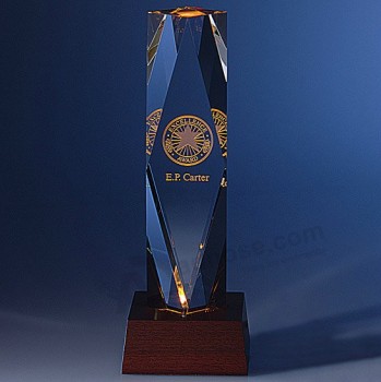 Troféu de cristal claro de forma de tocha de alta qualidade com logotipo