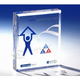 Fertigen Sie neuen klaren Acrylanerkennungstrophäen-Angestelltpreis besonders an