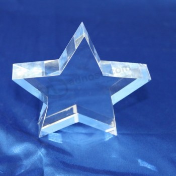 En gros personnalisé haute qualité clair trophée acrylique événement laser gravé prix pour chanteur gagnant