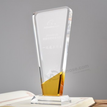 Prix de trophée de cristal en gros bon marché en gros nouveau pour la concurrence de jeu