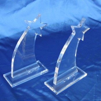 En gros personnalisé haute qualité clair trophée acrylique événement laser gravé souvenir prix pour société