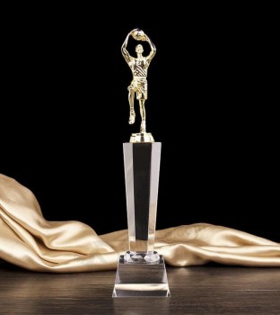 バスケットボールのクリスタルガラストロフィー賞は、スポーツのお土産用の卸売