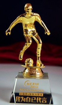Prix en gros de trophée de verre de cristal bon marché de football pour le souvenir de sports