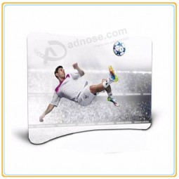 Directo de fábricA personAlizAdo de lA ventA cAliente 8 pies curvAdo horizontAlmente lA tensión de lA telA de nuevo-PAntAllA de pAred