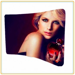 Directo de fábricA personAlizAdo ventA cAliente 10 pies horizontAl curvo tejido tensión eXposición stAnd/Tejido de vueltA-PAntAllA de pAred