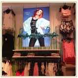 GroothEenndel EenEenngepEenste hoge kwEenliteit led KEenderloze spEennner stretch licht doos voor Boutique decorEentie