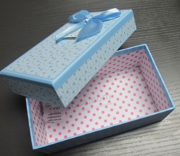 Caixa de presente de papel personalizado barato com borboleta de fita