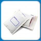 Bon marché sac postal blanc fait sur commande de papier d'emballage avec le tampon pour le détaillant