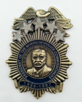 Custom Bronze Antique Brass Plated Police Souvenir Badge Cheap Wholesale